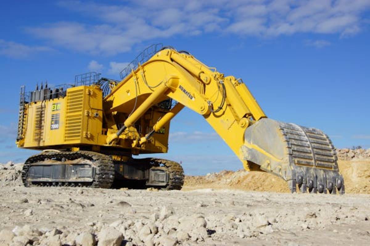 Heavy Excavator